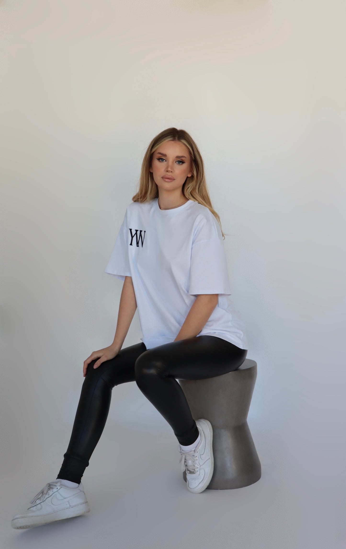 Woman/Men "YERE1" T-shirts - White