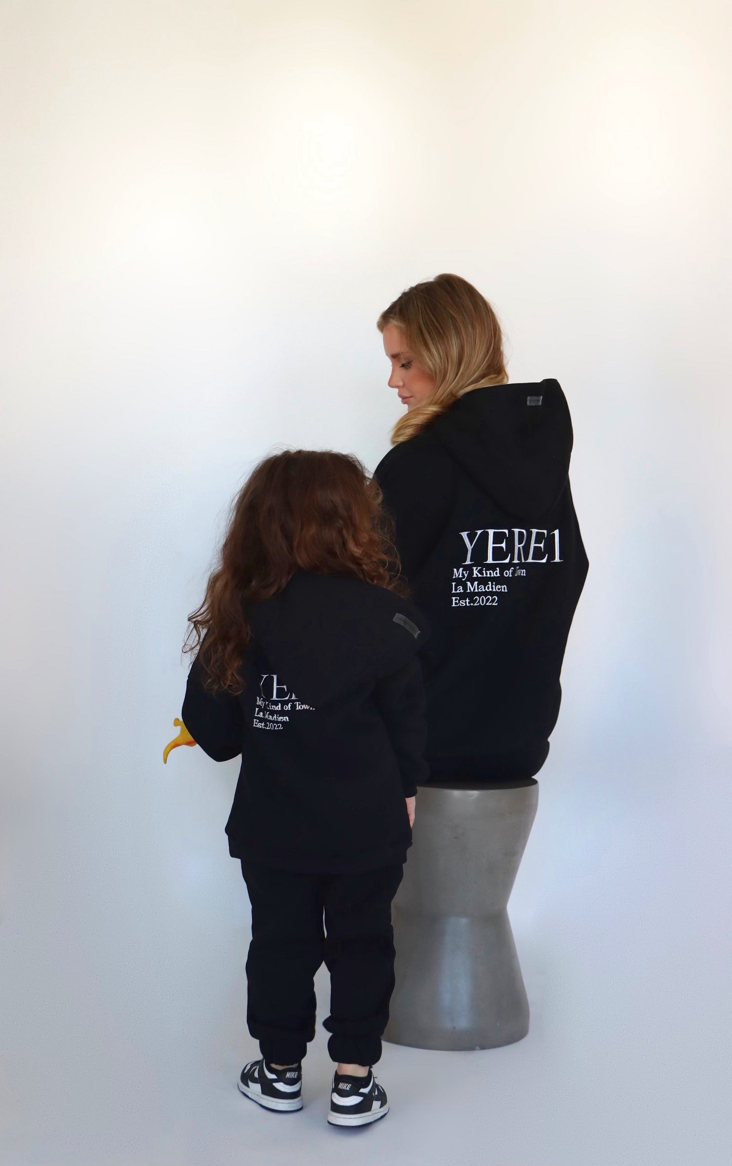 Kids "YERE1" Hoodie - Black