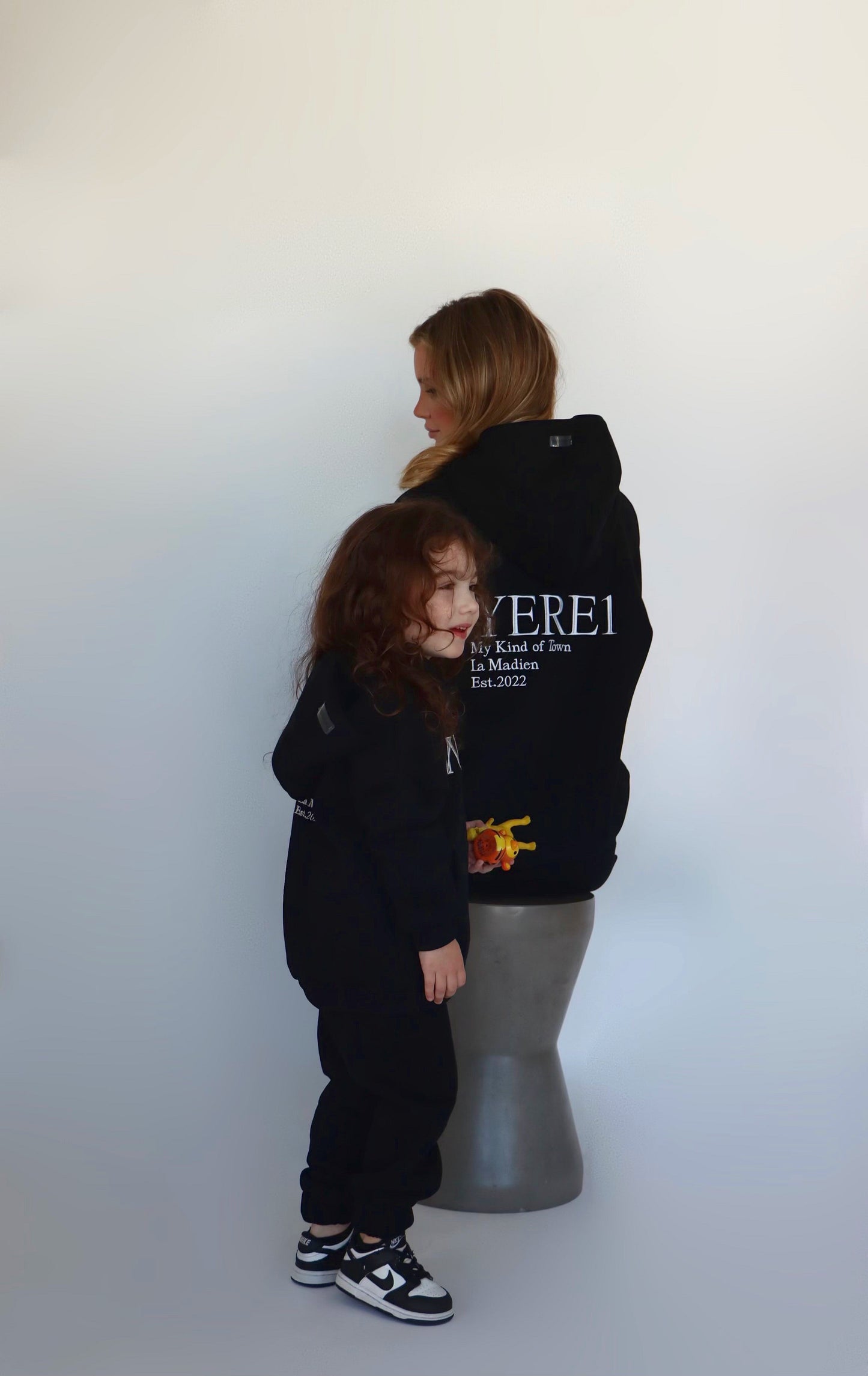 Kids "YERE1" Sweatpants - Black