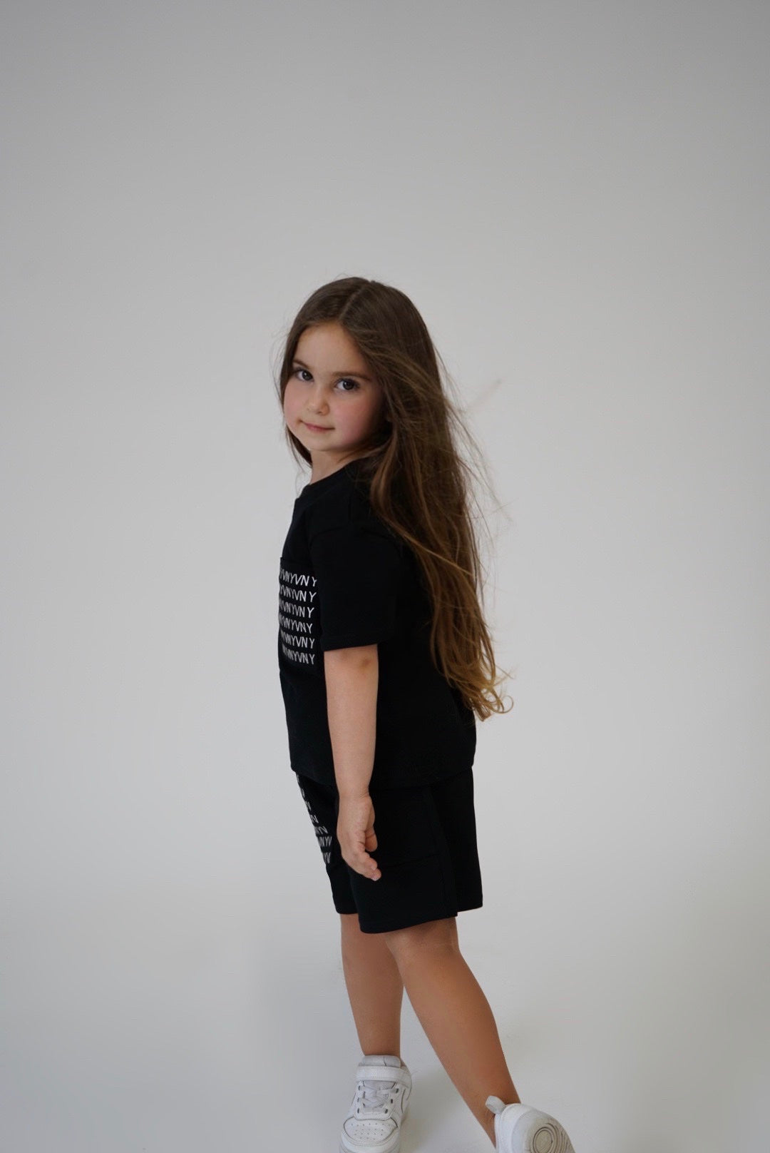 Kids “YVN-Pocket” T-Shirt - Black