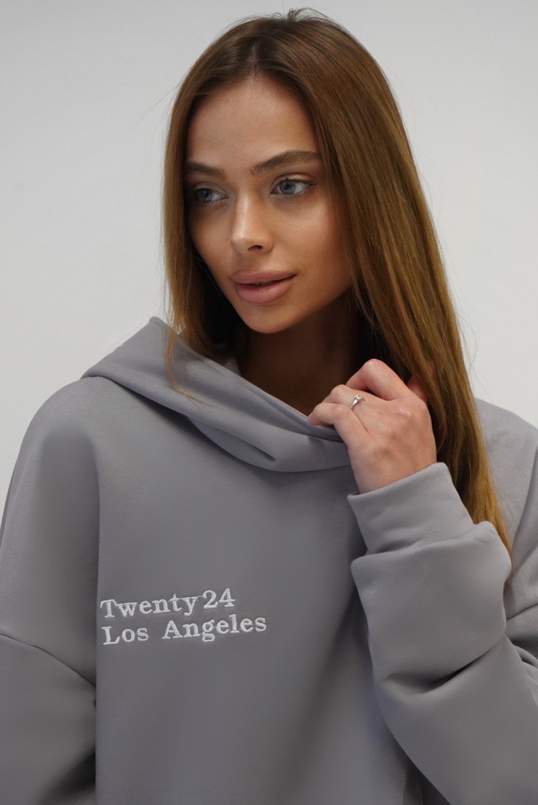 Women "TWENTY24" Hoodie - Grey/white