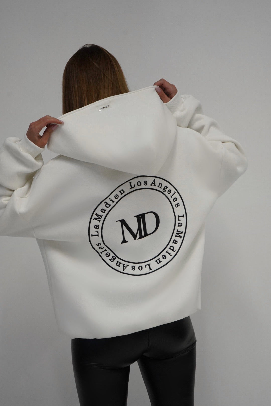 Women "TWENTY24" Hoodie - White/black