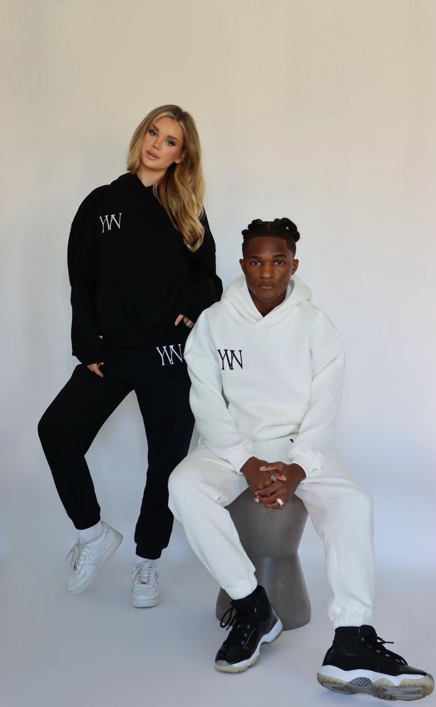 Women "YERE1" Sweatpants - Black