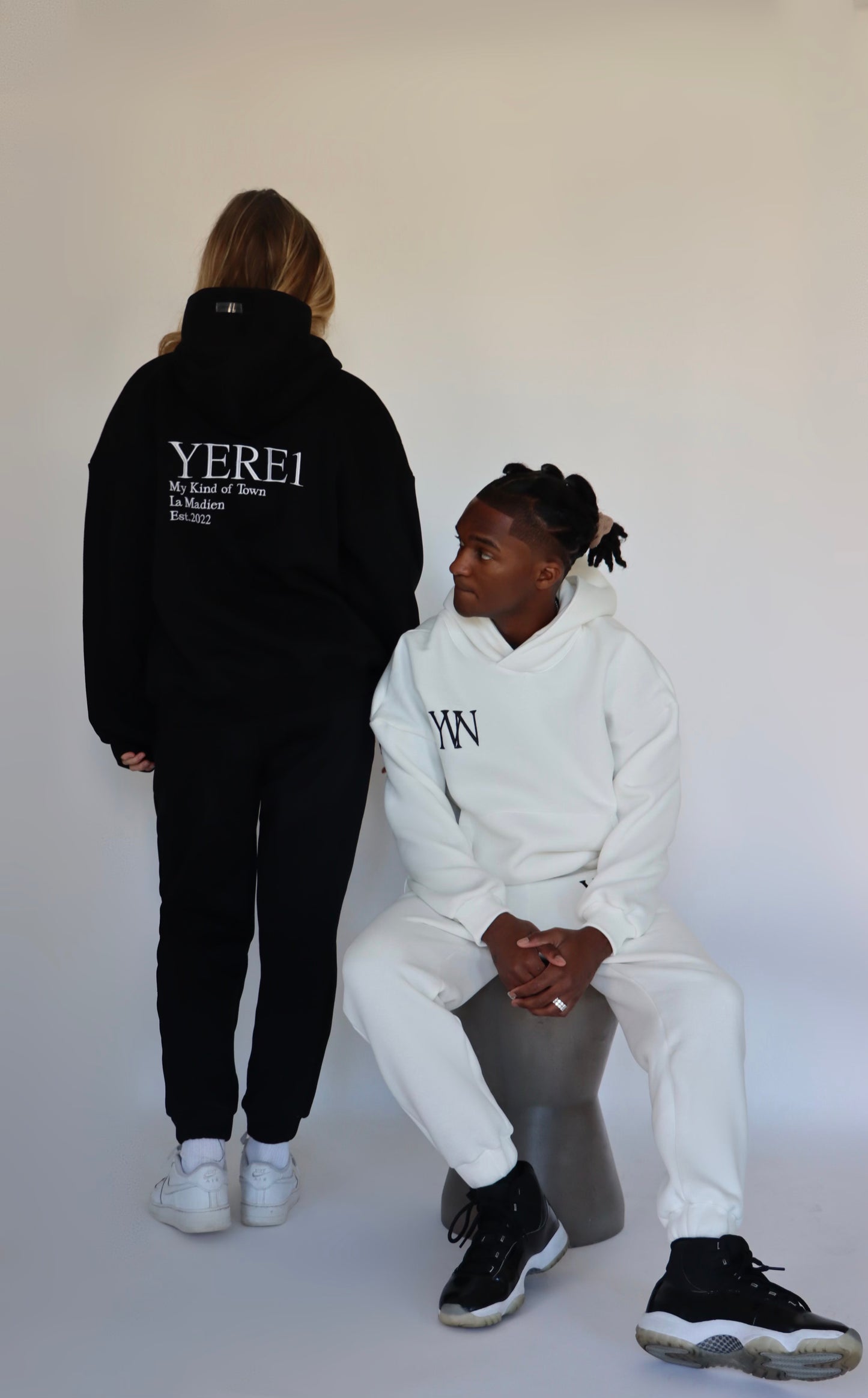 Women "YERE1" Sweatpants - Black